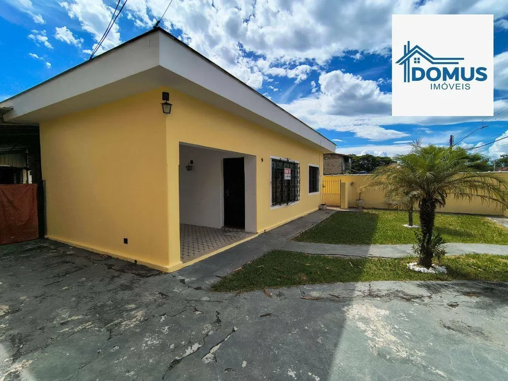 Casa, 3 quartos, 210 m² - Foto 2