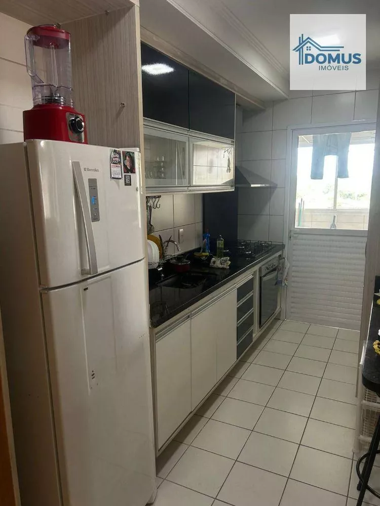 Apartamento à venda com 4 quartos, 111m² - Foto 3