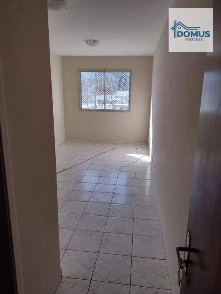 Apartamento à venda com 3 quartos, 76m² - Foto 1