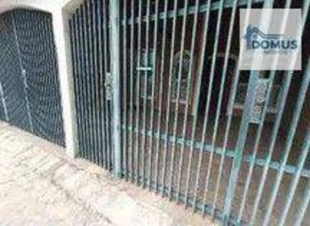 Casa à venda com 3 quartos, 101m² - Foto 1