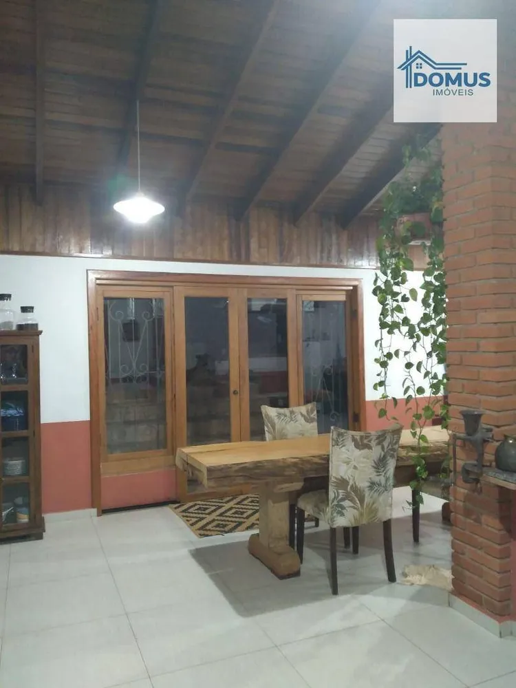 Chácara, 3 quartos, 2730 m² - Foto 8