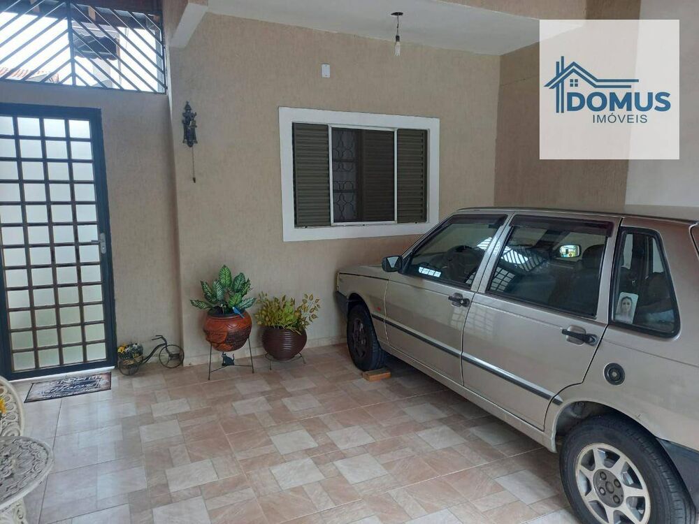 Casa, 6 quartos, 150 m² - Foto 1