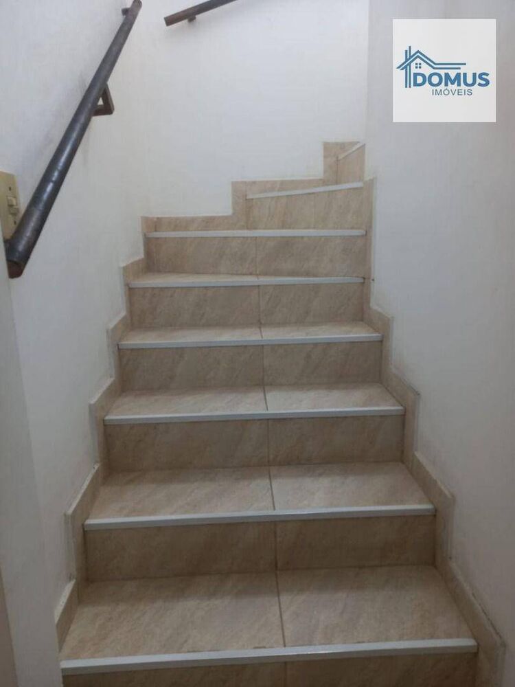 Casa, 6 quartos, 150 m² - Foto 5