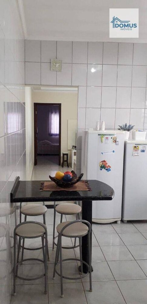 Casa, 4 quartos, 220 m² - Foto 2