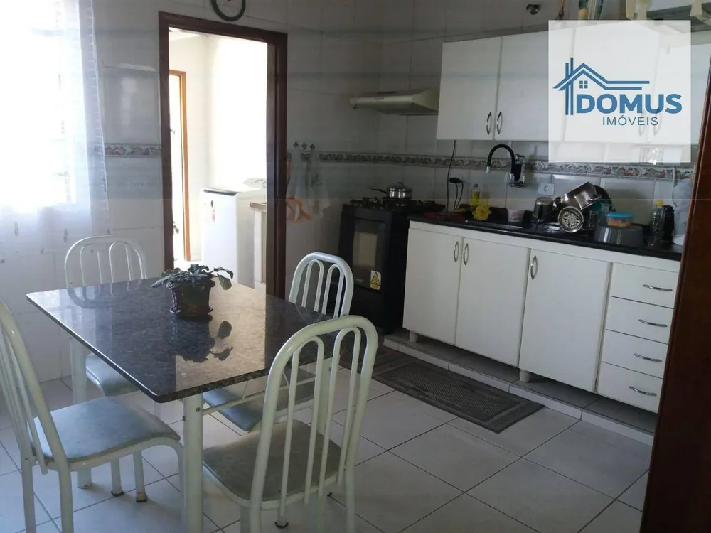 Casa, 3 quartos, 200 m² - Foto 8