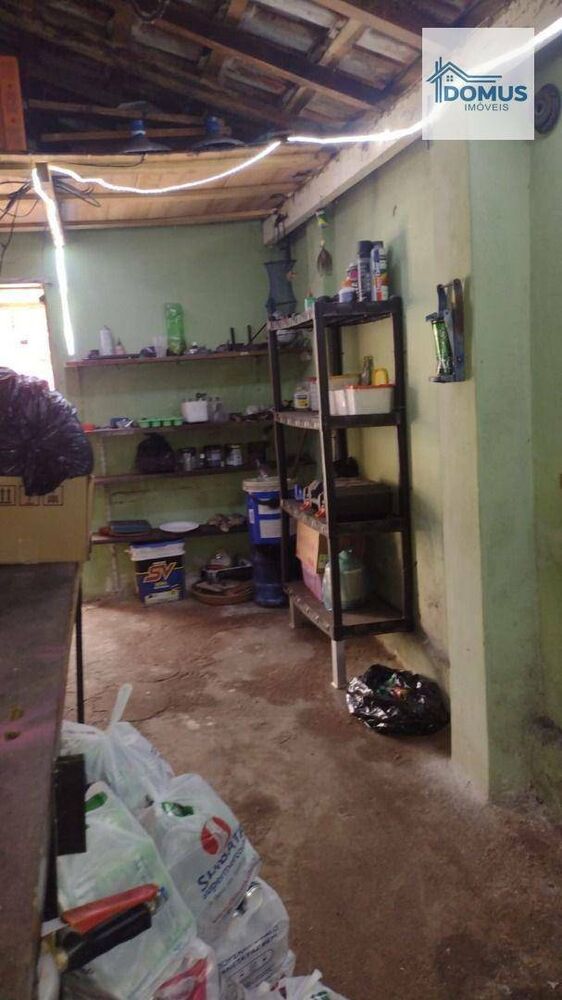 Casa à venda com 5 quartos, 164m² - Foto 8