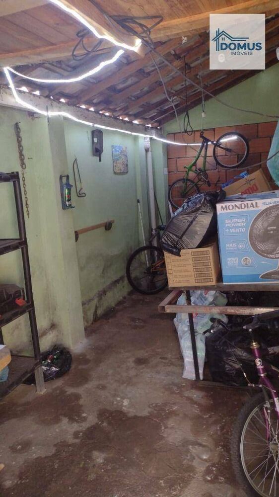 Casa à venda com 5 quartos, 164m² - Foto 9