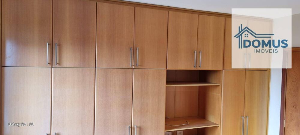Apartamento à venda com 3 quartos, 118m² - Foto 3