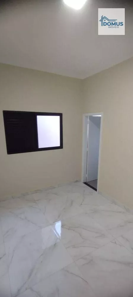 Casa à venda com 3 quartos, 110m² - Foto 16