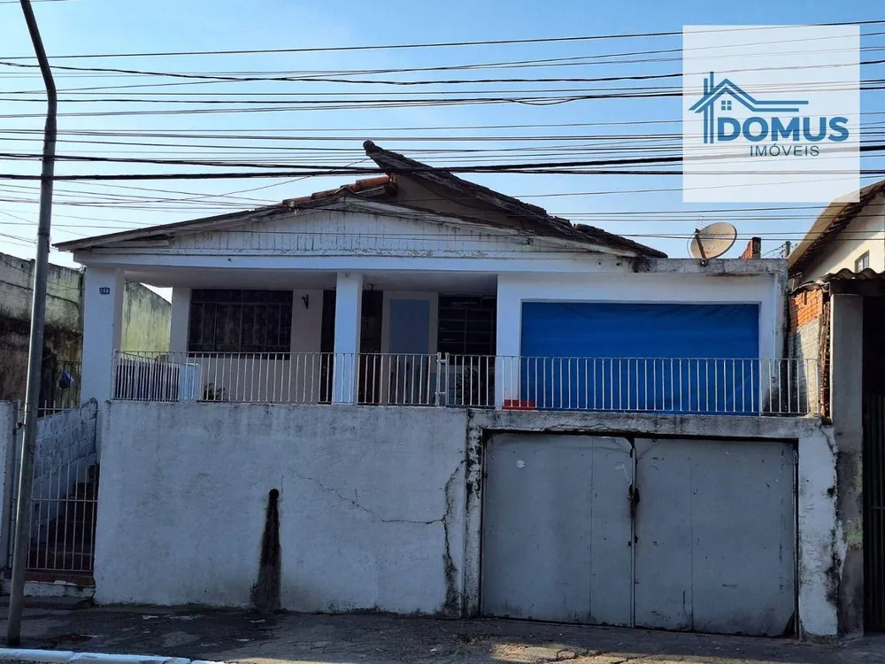 Casa, 5 quartos, 152 m² - Foto 1