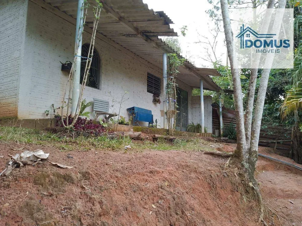 Chácara, 3 quartos, 1698 m² - Foto 4