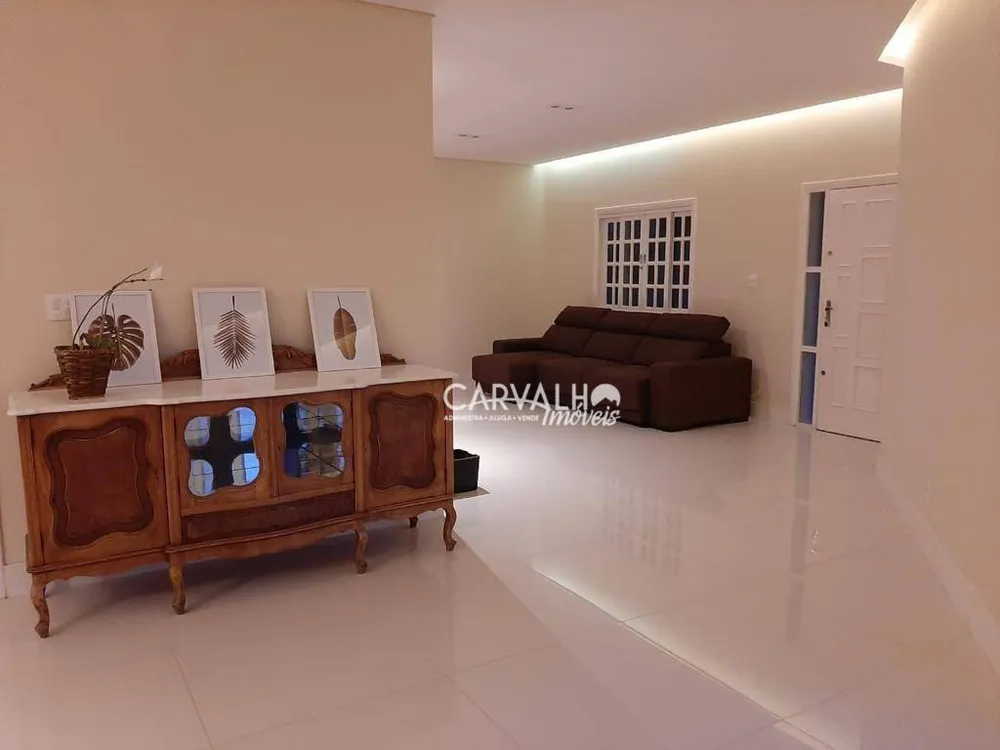Chácara, 3 quartos, 1585 m² - Foto 9