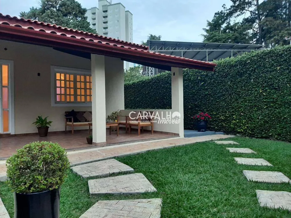 Chácara, 3 quartos, 1585 m² - Foto 2