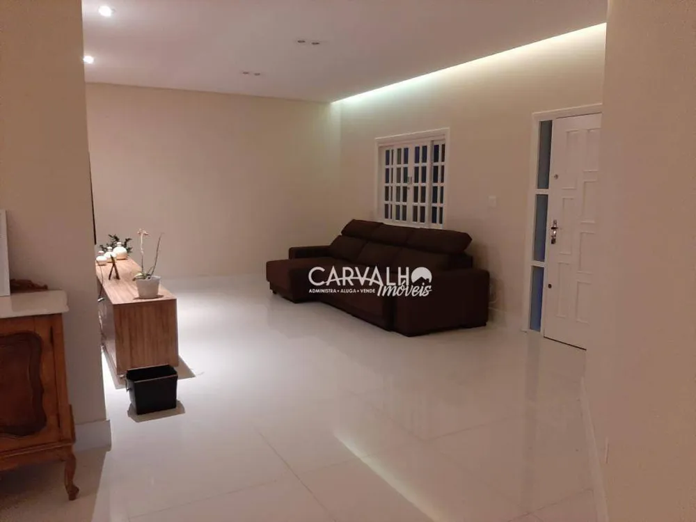 Chácara, 3 quartos, 1585 m² - Foto 7