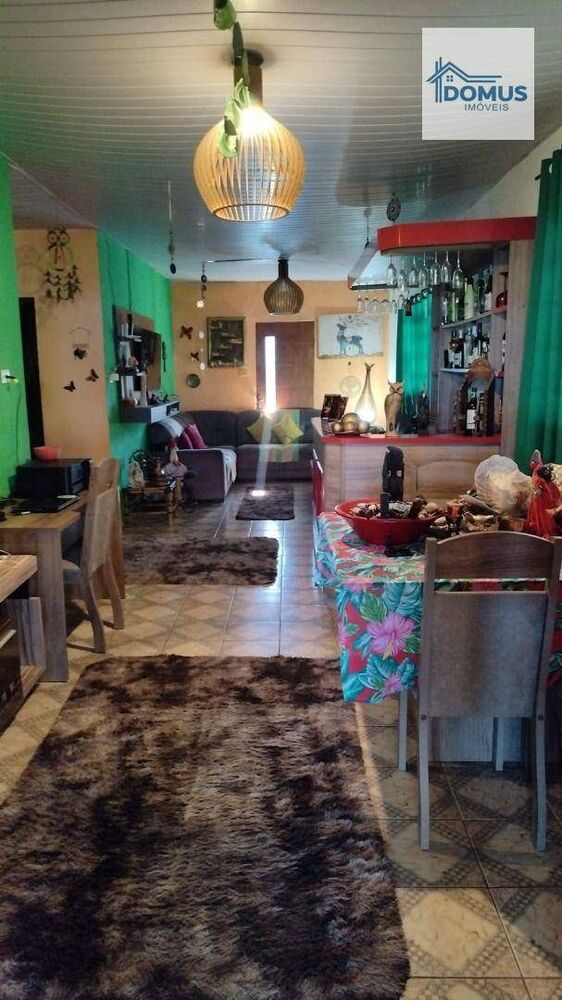 Chácara à venda com 2 quartos, 200m² - Foto 2