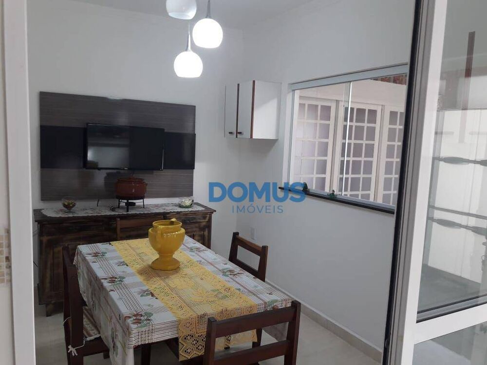 Casa, 3 quartos, 220 m² - Foto 4