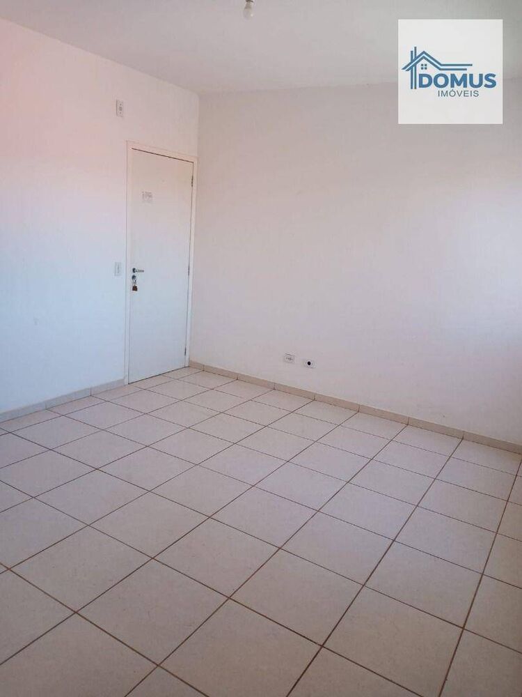 Apartamento à venda com 2 quartos, 45m² - Foto 1