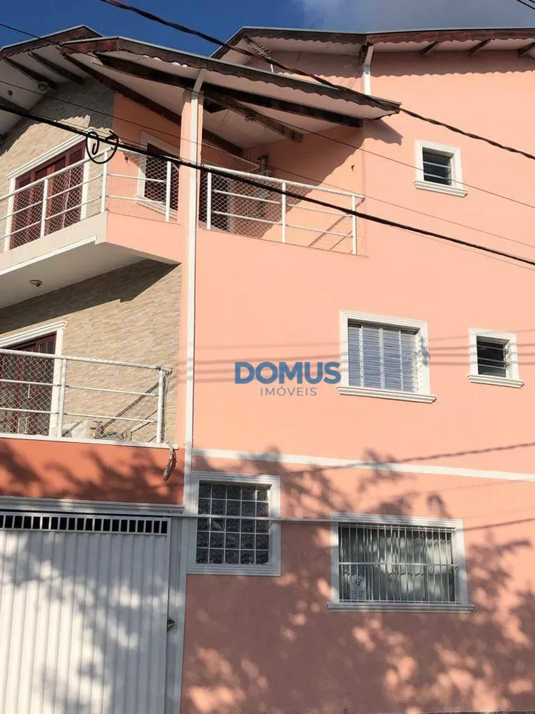 Sobrado, 3 quartos, 158 m² - Foto 1