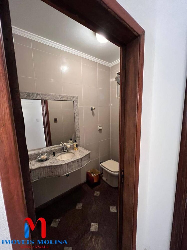 Sobrado, 3 quartos, 364 m² - Foto 1