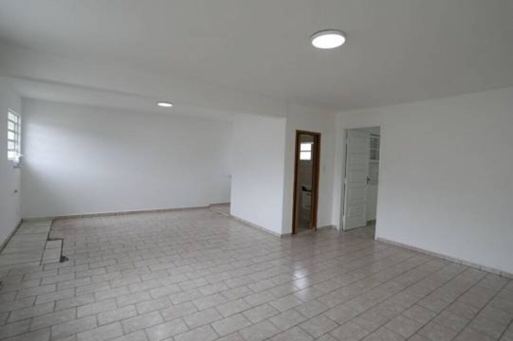 Sobrado, 3 quartos, 204 m² - Foto 2