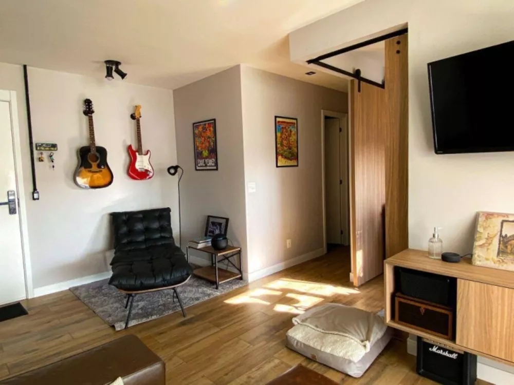 Apartamento à venda com 3 quartos, 70m² - Foto 1