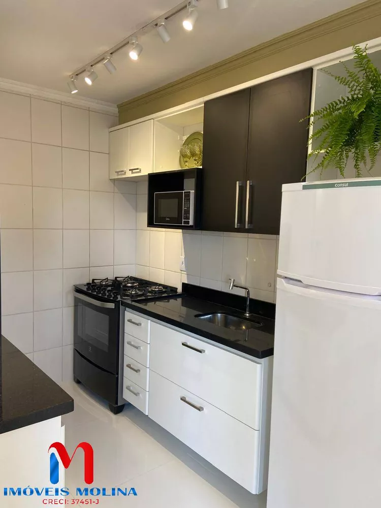 Apartamento à venda com 1 quarto, 42m² - Foto 2