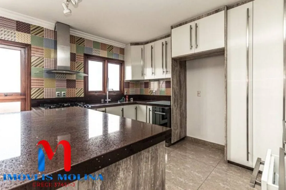 Sobrado, 3 quartos, 370 m² - Foto 2