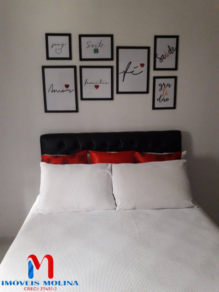 Casa à venda com 5 quartos, 150m² - Foto 17
