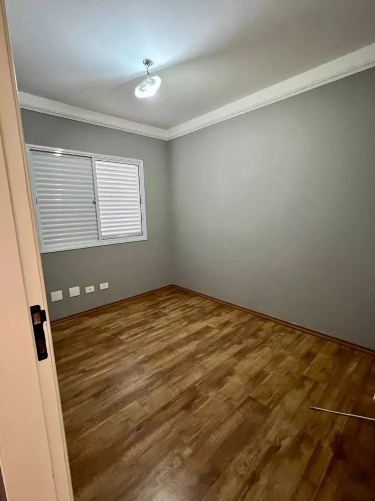 Apartamento à venda com 2 quartos, 60m² - Foto 4