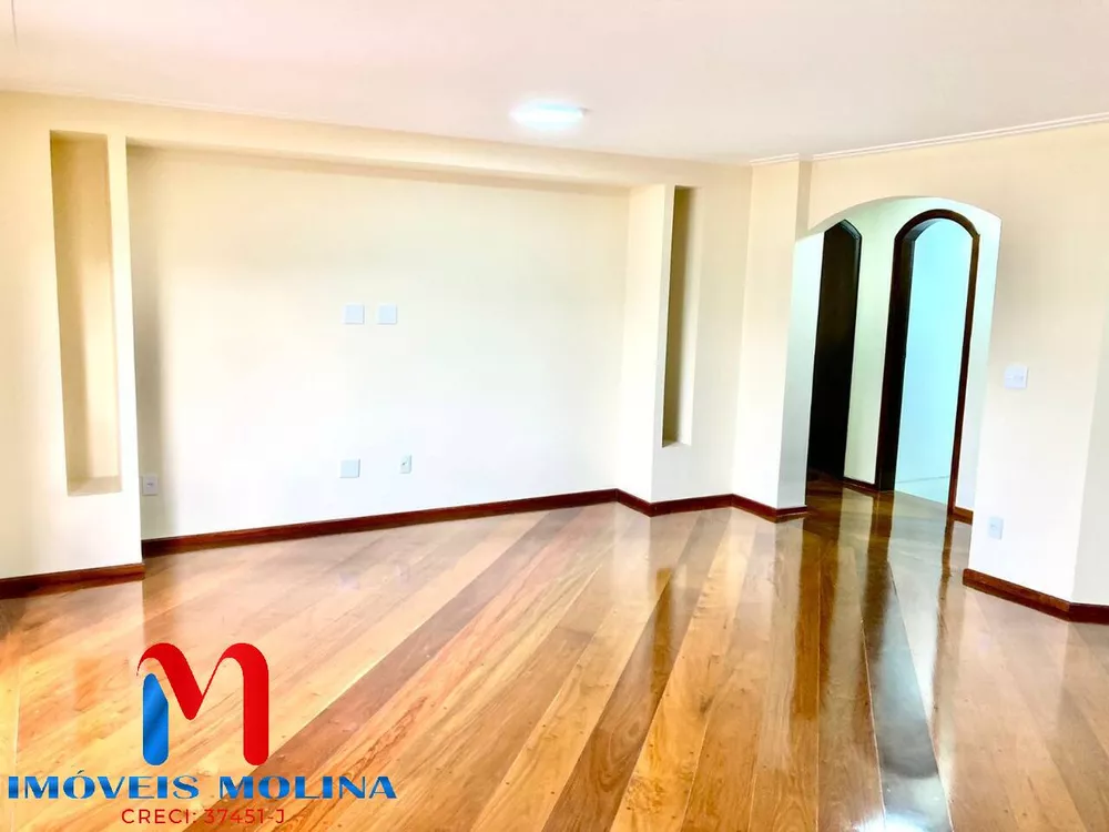 Apartamento à venda com 4 quartos, 122m² - Foto 2