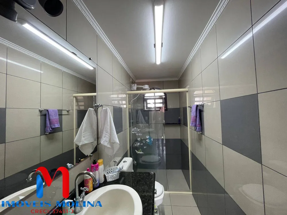 Casa, 3 quartos, 210 m² - Foto 1