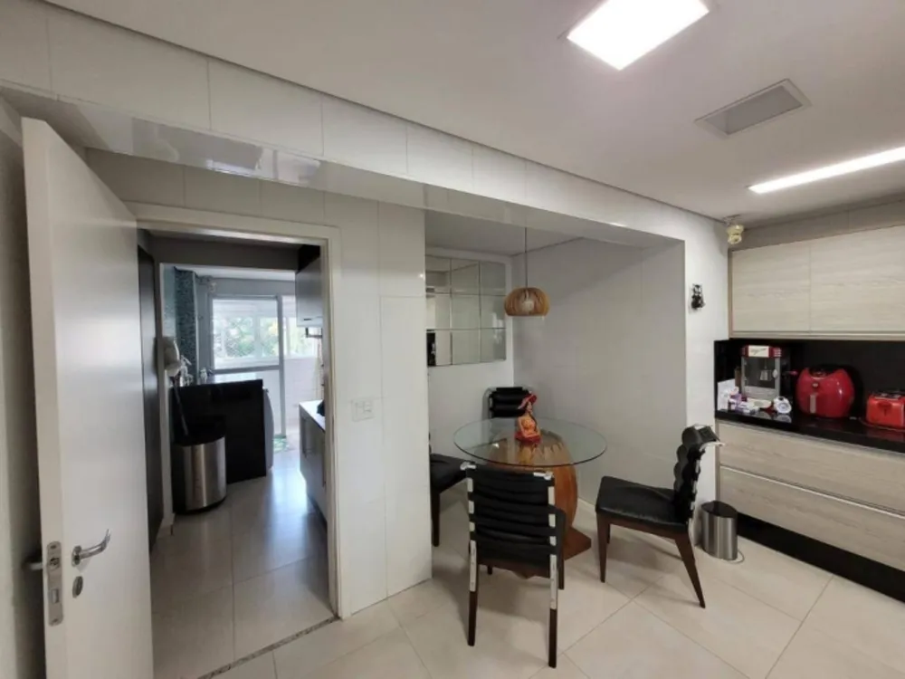 Apartamento, 4 quartos, 194 m² - Foto 1