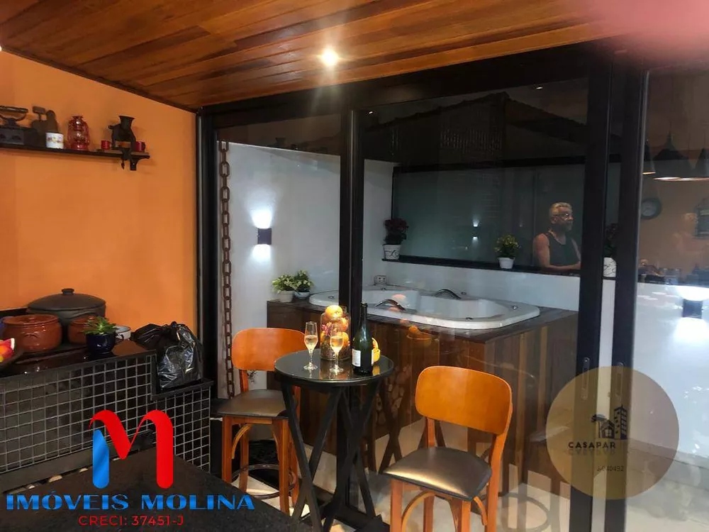 Apartamento à venda com 2 quartos, 100m² - Foto 1