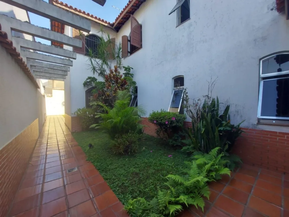Casa, 3 quartos, 270 m² - Foto 6