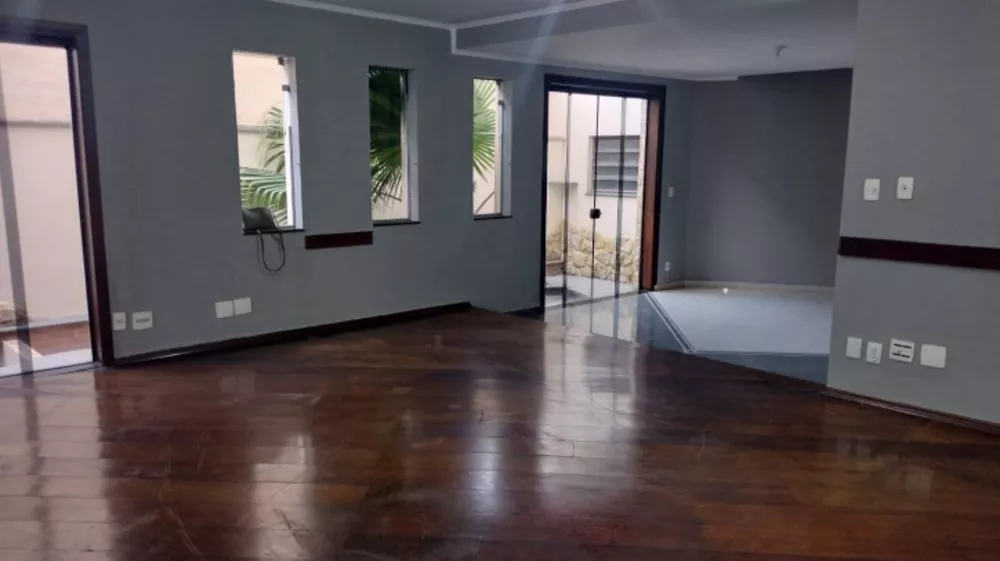 Sobrado à venda com 3 quartos, 411m² - Foto 3