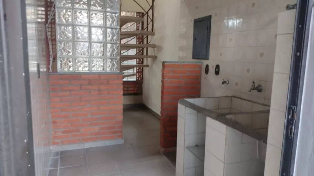 Sobrado à venda com 3 quartos, 411m² - Foto 10