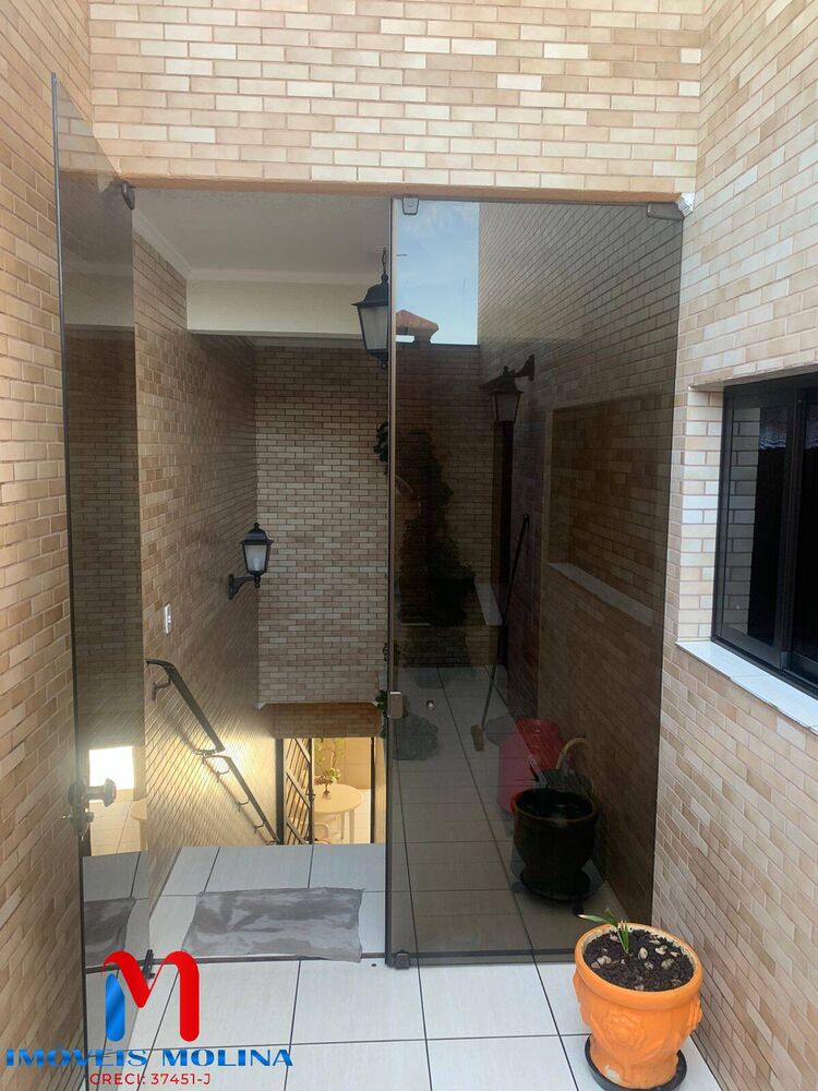 Sobrado, 3 quartos, 252 m² - Foto 2