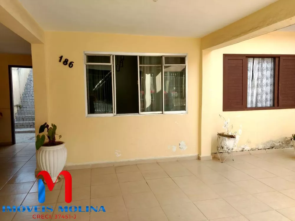 Casa à venda com 2 quartos, 151m² - Foto 1