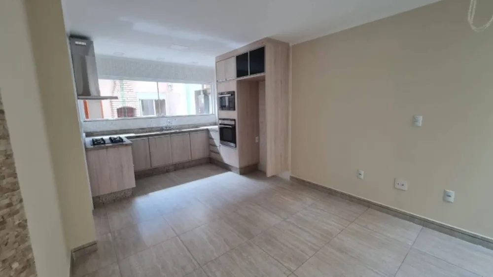 Sobrado, 4 quartos, 250 m² - Foto 4