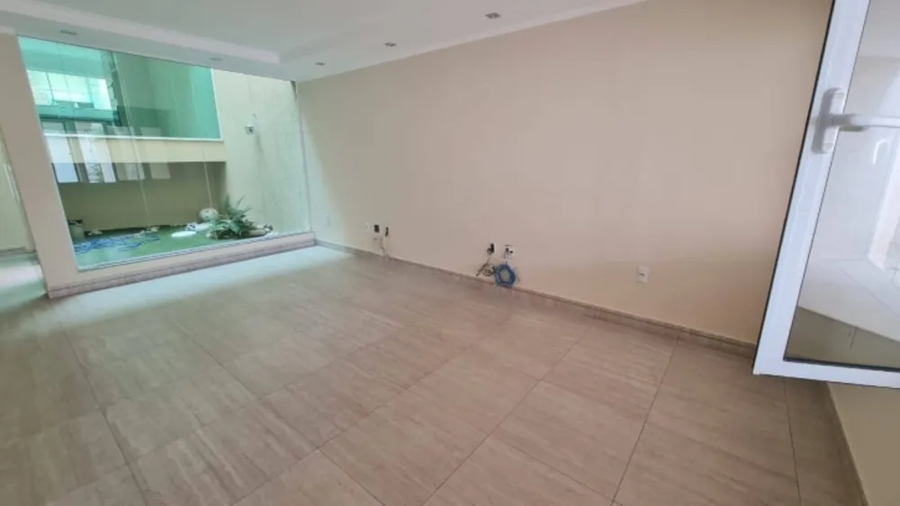 Sobrado, 4 quartos, 250 m² - Foto 2
