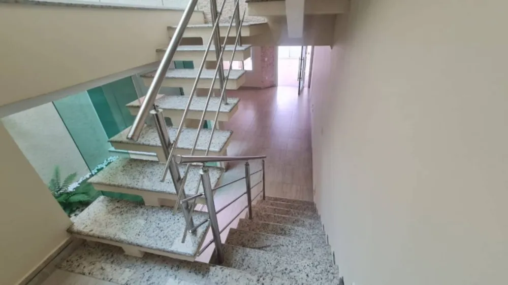 Sobrado, 4 quartos, 250 m² - Foto 2