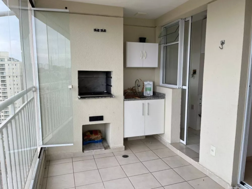 Apartamento à venda com 2 quartos, 61m² - Foto 1