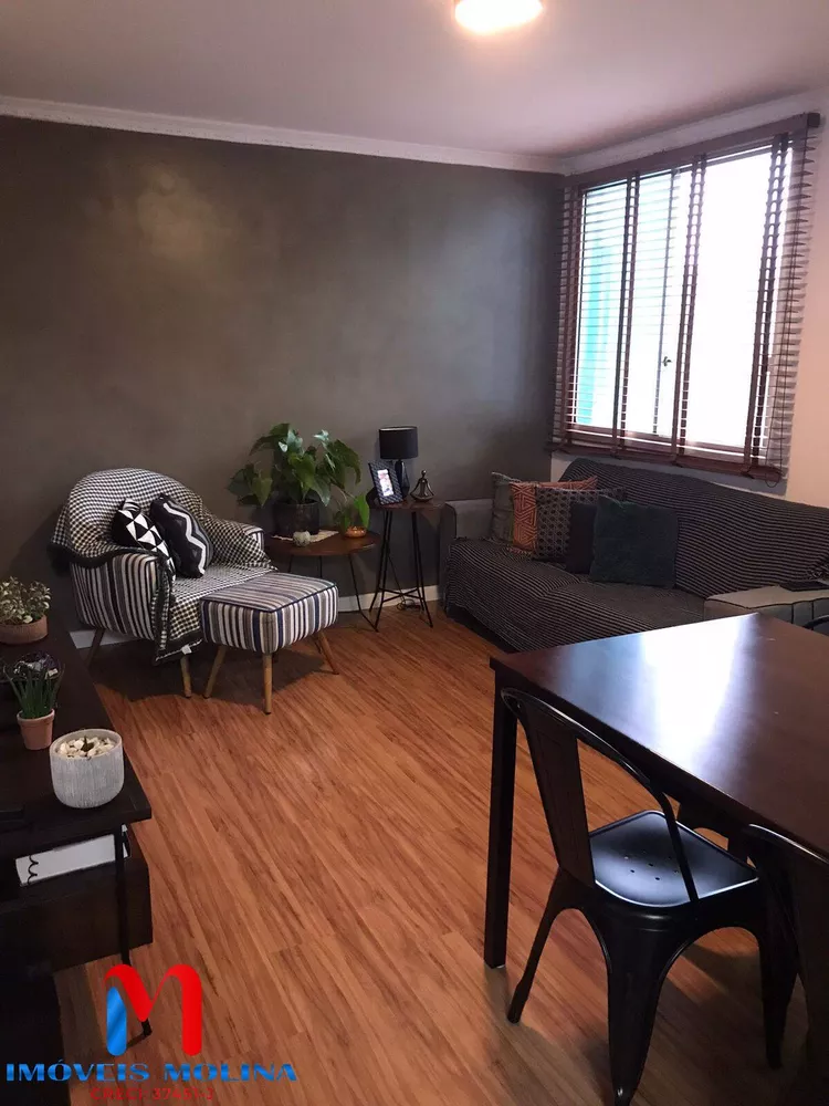 Apartamento à venda com 2 quartos, 56m² - Foto 3