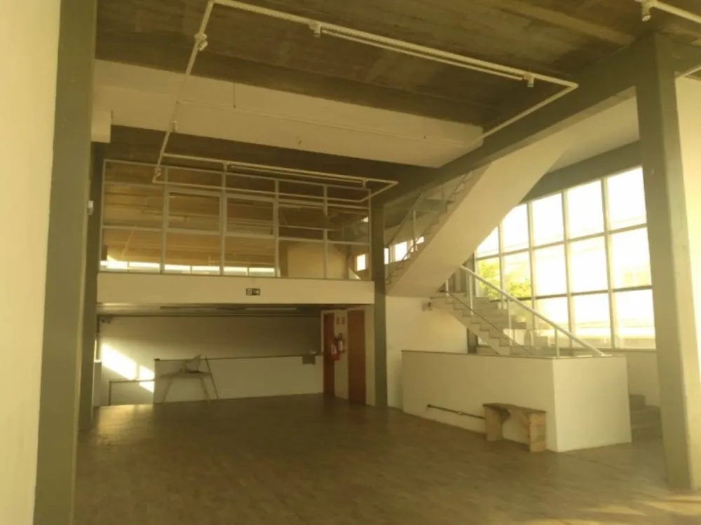 Prédio Inteiro, 575 m² - Foto 1