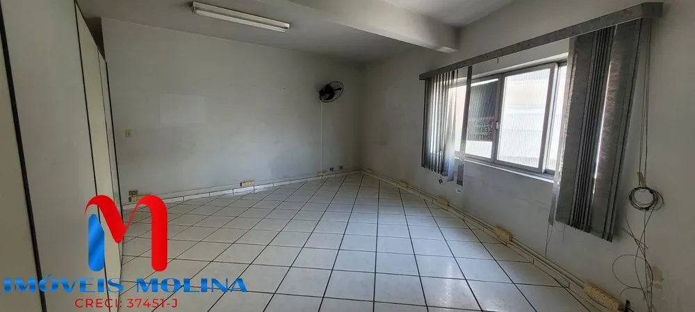 Apartamento para alugar com 2 quartos, 100m² - Foto 2