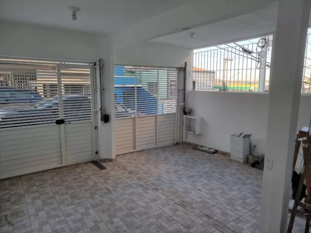 Sobrado à venda com 3 quartos, 210m² - Foto 3