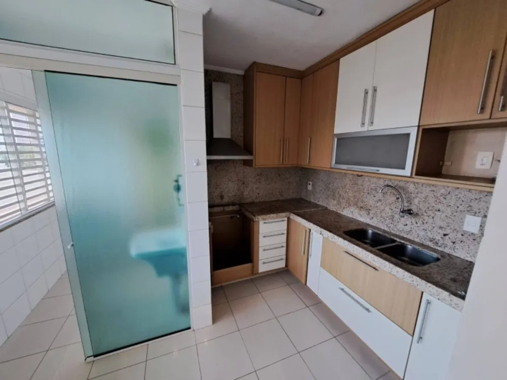 Apartamento, 3 quartos, 131 m² - Foto 2