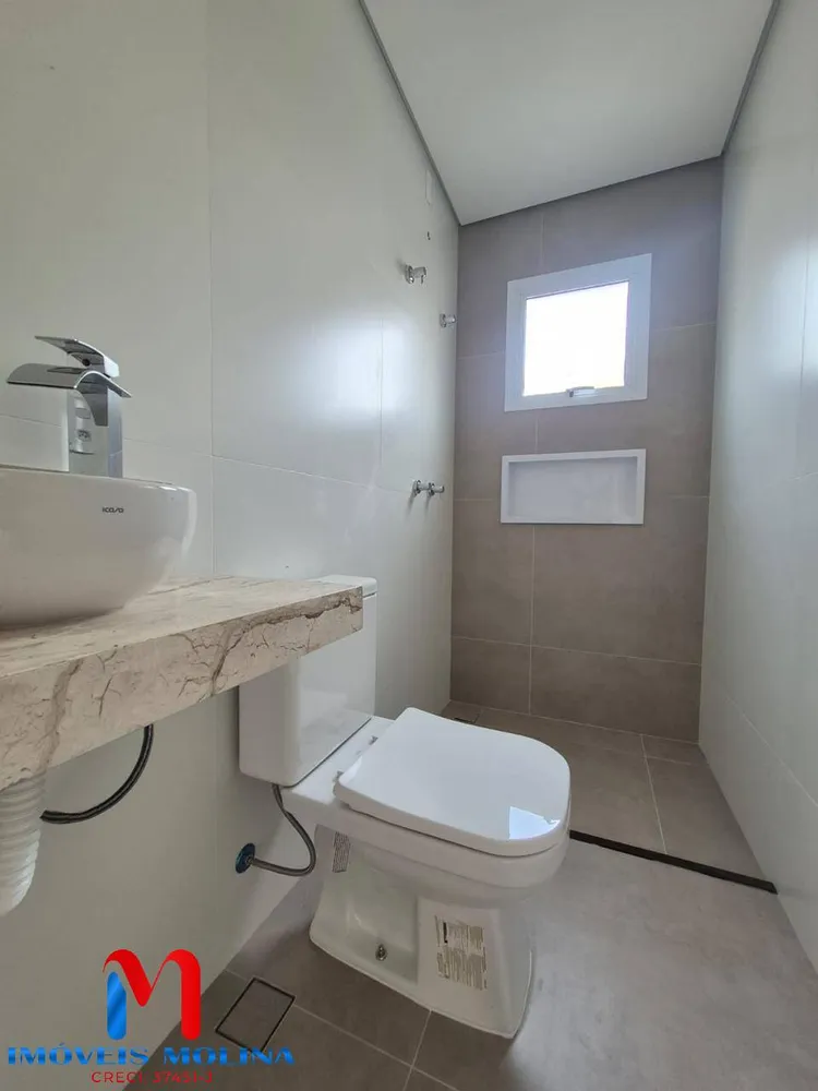 Sobrado, 3 quartos, 279 m² - Foto 2