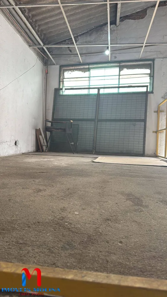 Depósito-Galpão, 200 m² - Foto 1