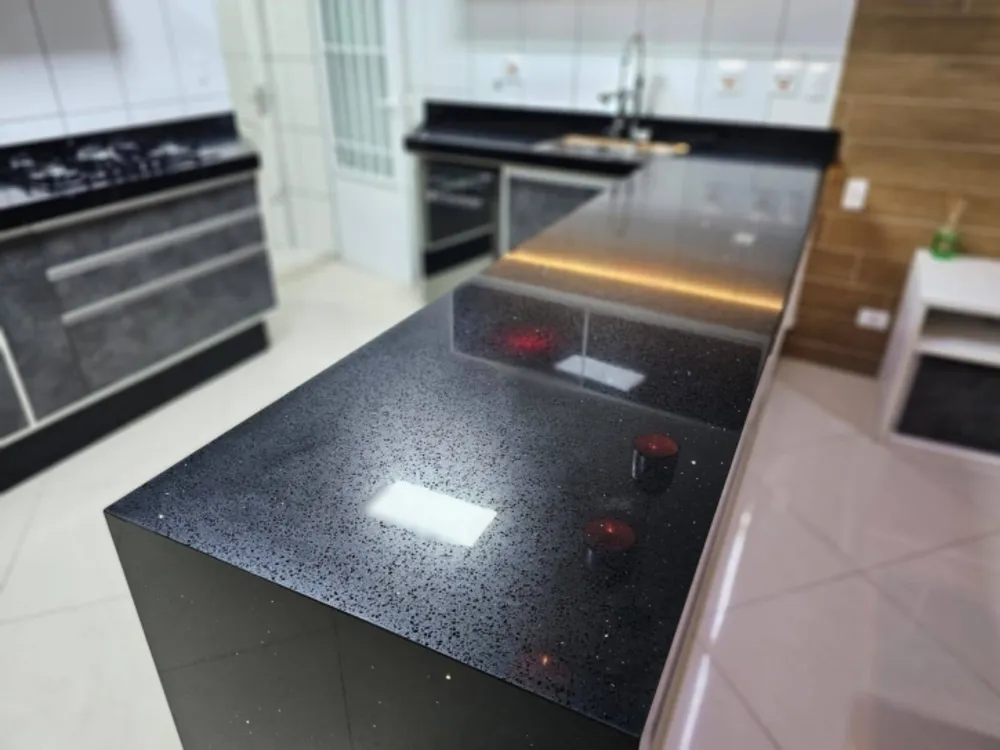Sobrado, 3 quartos, 177 m² - Foto 1